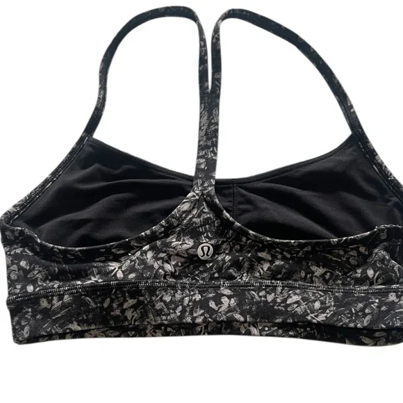 Lululemon Flow Y Bra Nulu *Light
Blossom Overlay Starlight Multi Size 6 - Picture 2 of 11